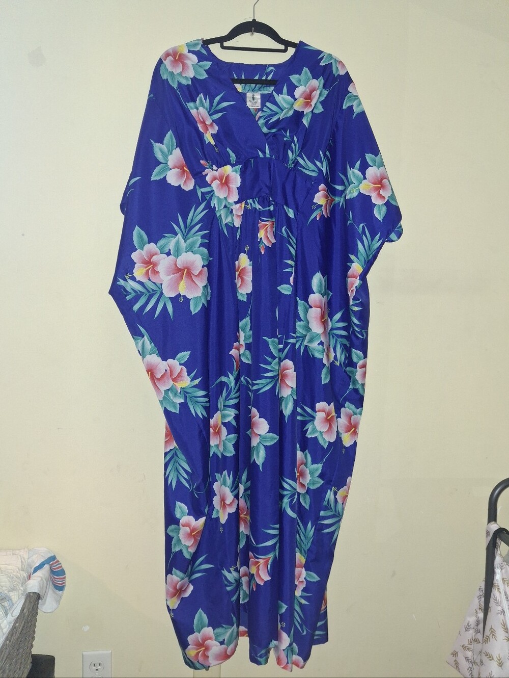 Royal Hawaiian Creations Vintage Mumuu Kaftan Maxi Dress
